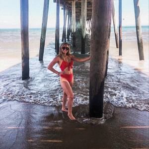 Meet your Posher, Val